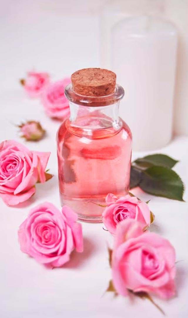 Rose water for face: Do not mix THESE things with it