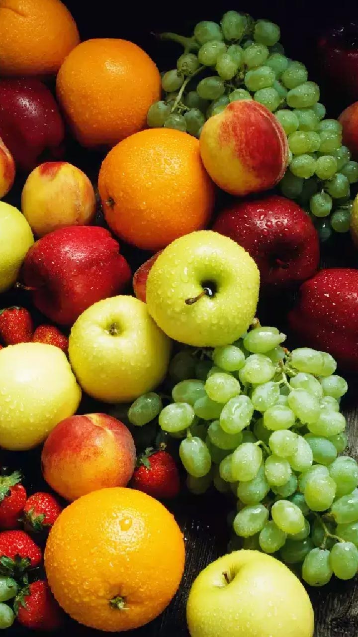 આ 8 ફળો શિયાળાના સુપરફૂડ છે