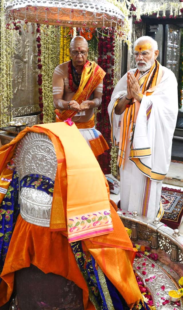 Mahakal lok : મહાકાલની શરણમાં PM નરેંદ્ર મોદી 