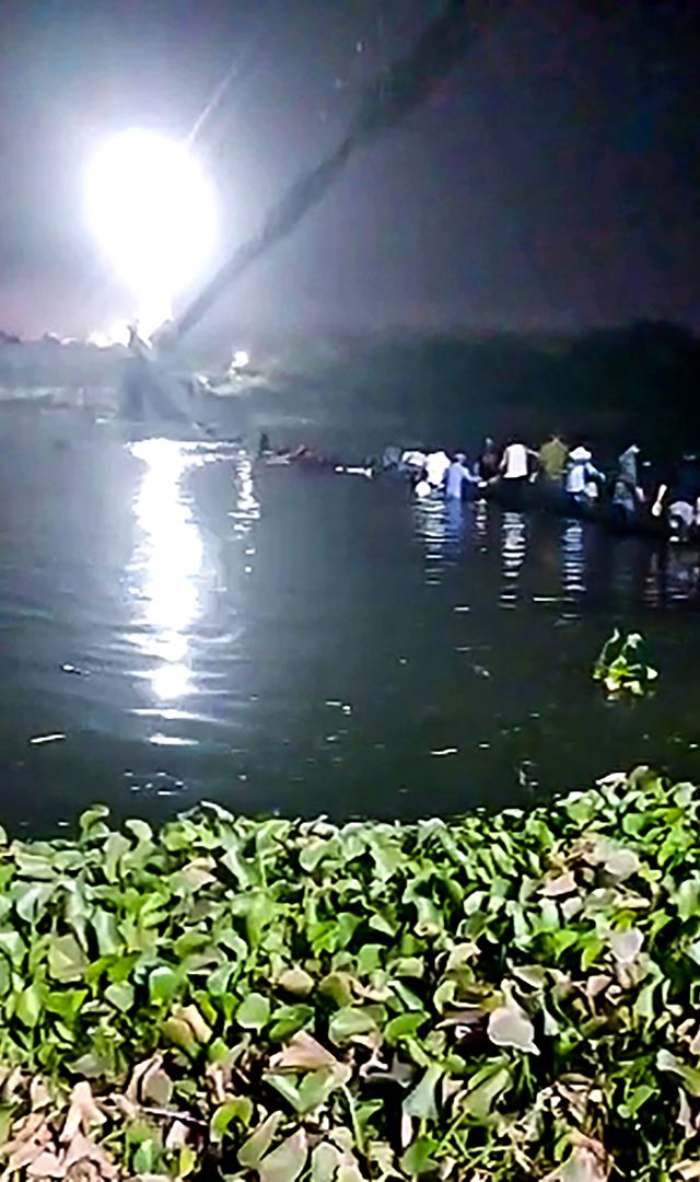 Morbi Bridge Collapse : મોરબીમાં લાલચ લઈ ગઈ અનેકના જીવ 