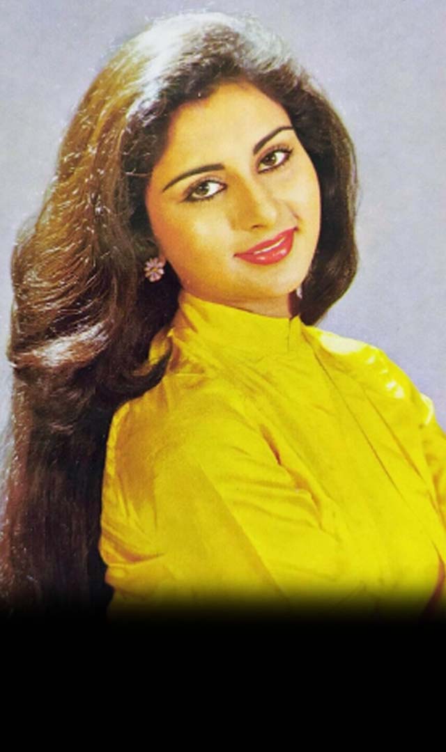 Poonam Dhillon બનવા માંગતી હતી ડોક્ટર અને બની ગઈ Actress 