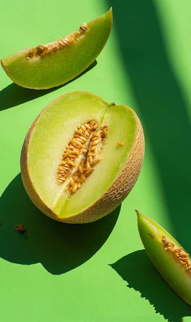 गर्मी में खाएं खरबूजा, खास गुण चौंका देंगे आपको