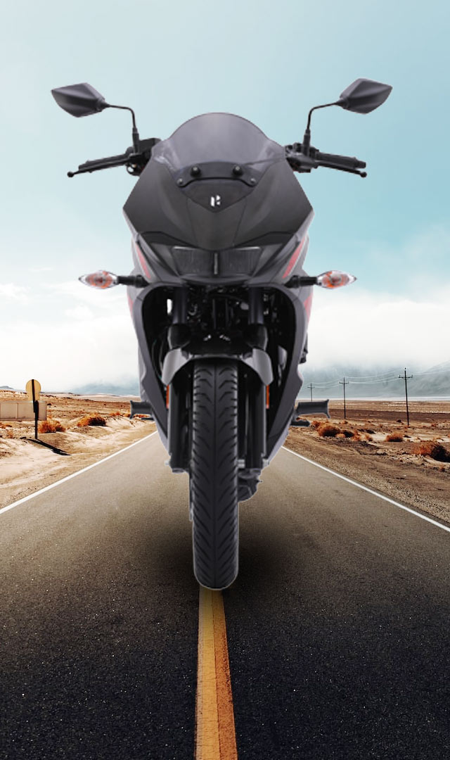 Hero Xtreme 200S 4V की 8 बड़ी बातें जो 200cc मोटरसाइकिल सेगमेंट में  इसे बनाती हैं खास