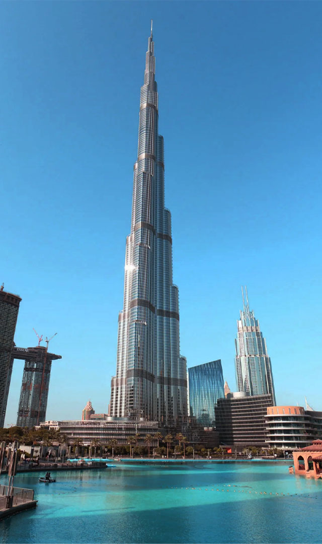 इस बिल्डिंग को साफ करने में लगते हैं 3 महीने