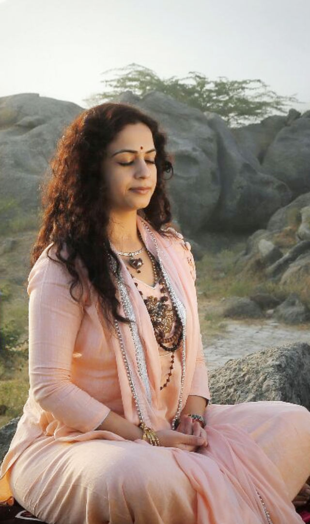 नहीं मिला टिकट, जानिए कौन हैं साध्वी अनादि सरस्वती