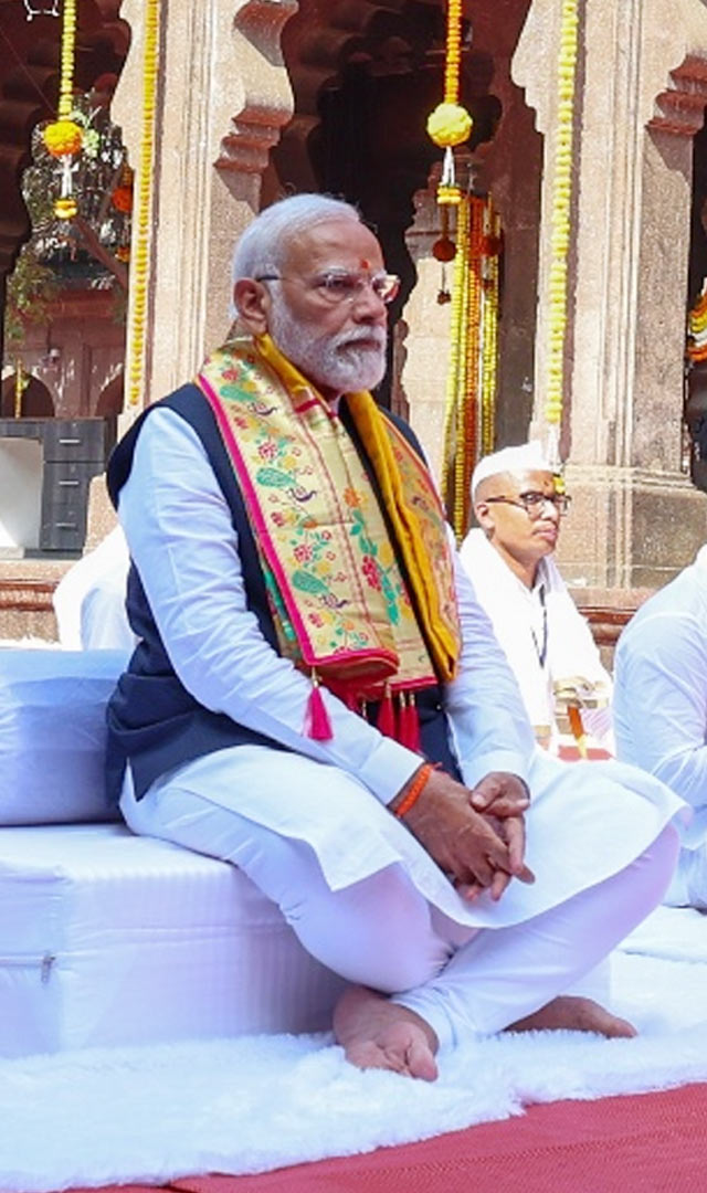 Ayodhya में प्राण-प्रतिष्ठा से पहले PM  मोदी करेंगे इन कड़े नियमों का पालन 