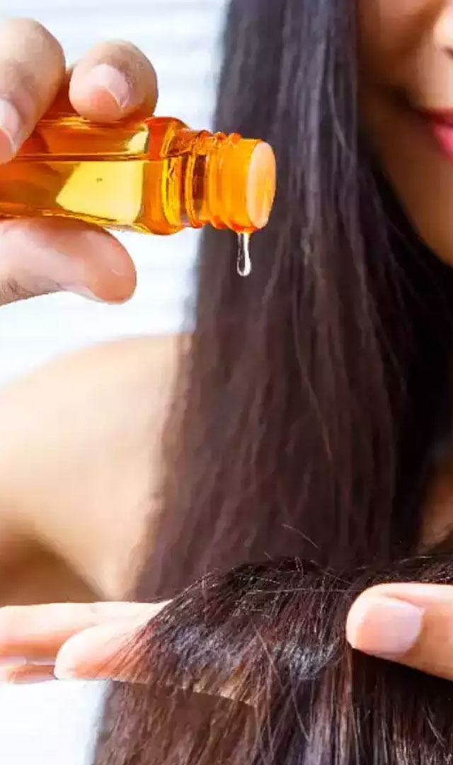 इस तरह बालों में लगाते हैं तेल तो हो सकते हैं गंजे