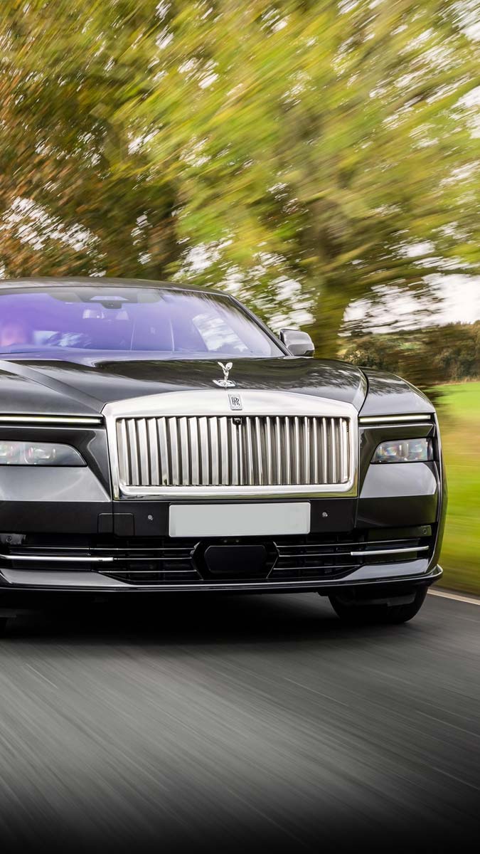 Rolls Royce Cullinan फेसलिफ्ट भारत में लॉन्च, कीमत 10.50 करोड़ रुपए