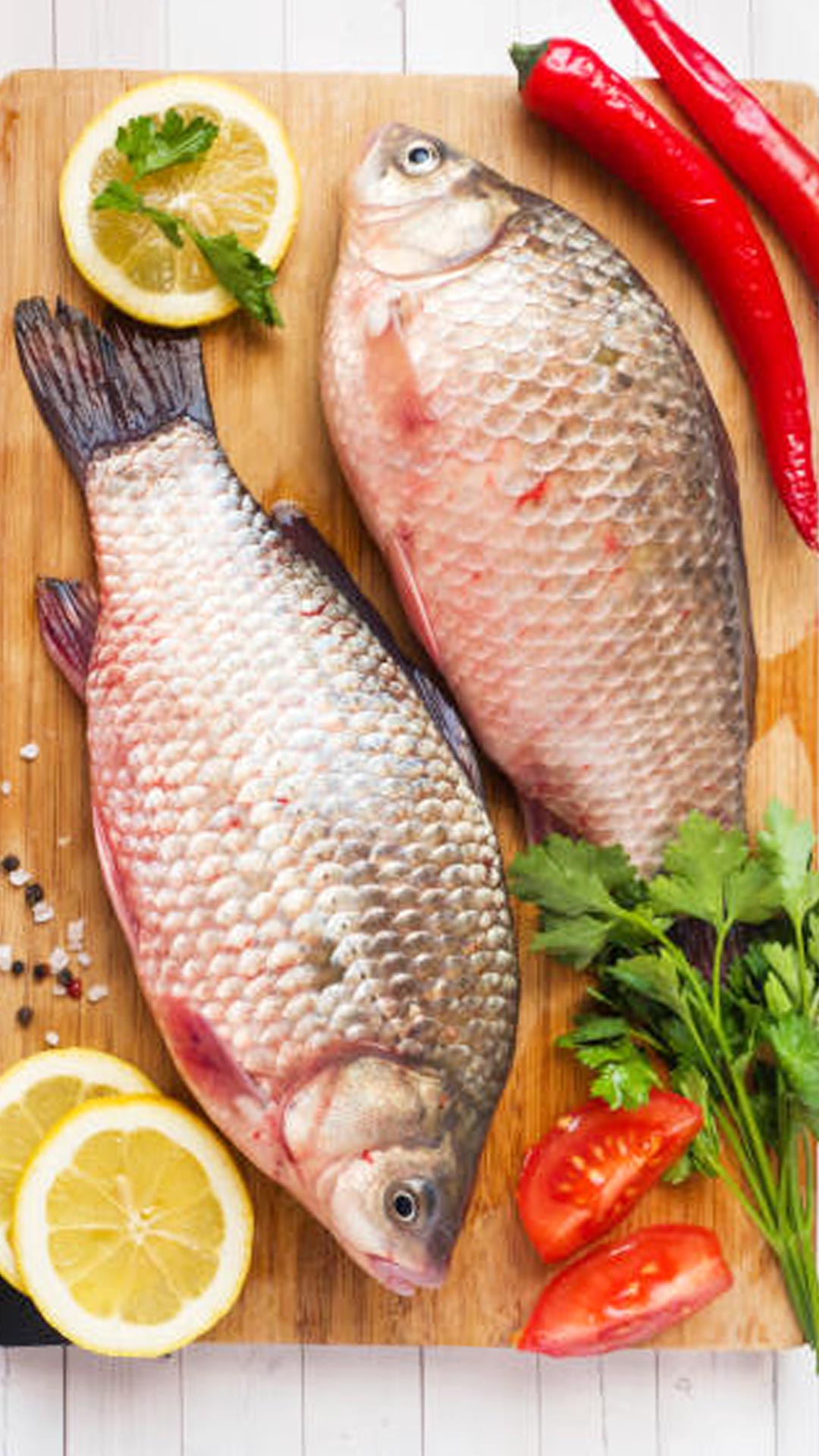 बरसात में मछली से दूरी बना लीजिए, जानिए 4 कारण