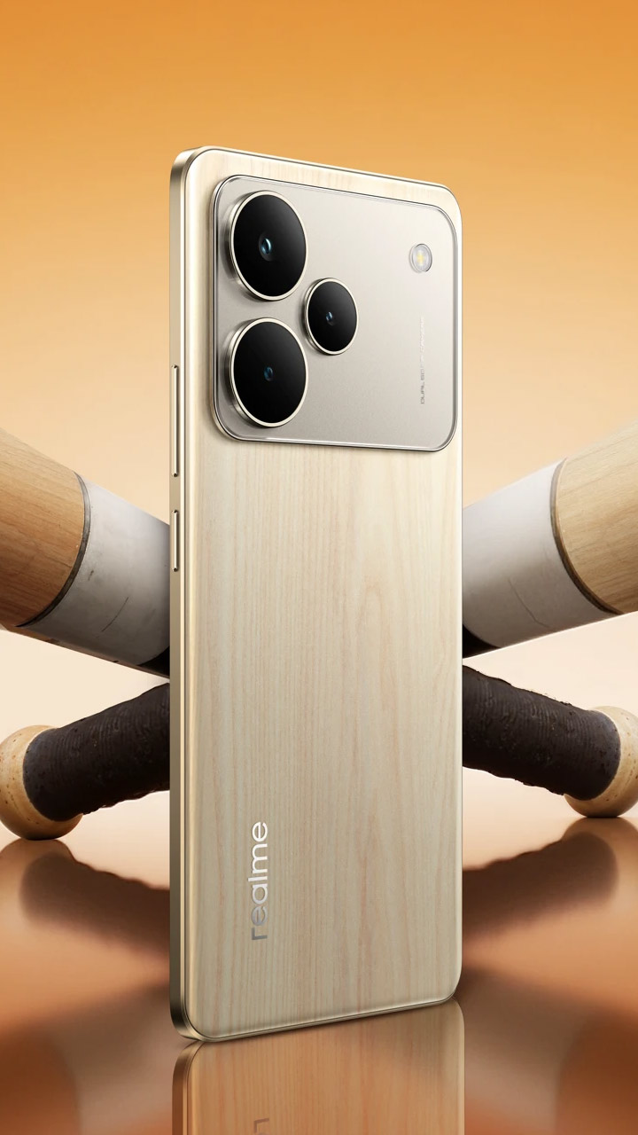 realme P4 series की सेल शुरू, सस्ते स्मार्टफोन पर धमाकेदार ऑफर्स 