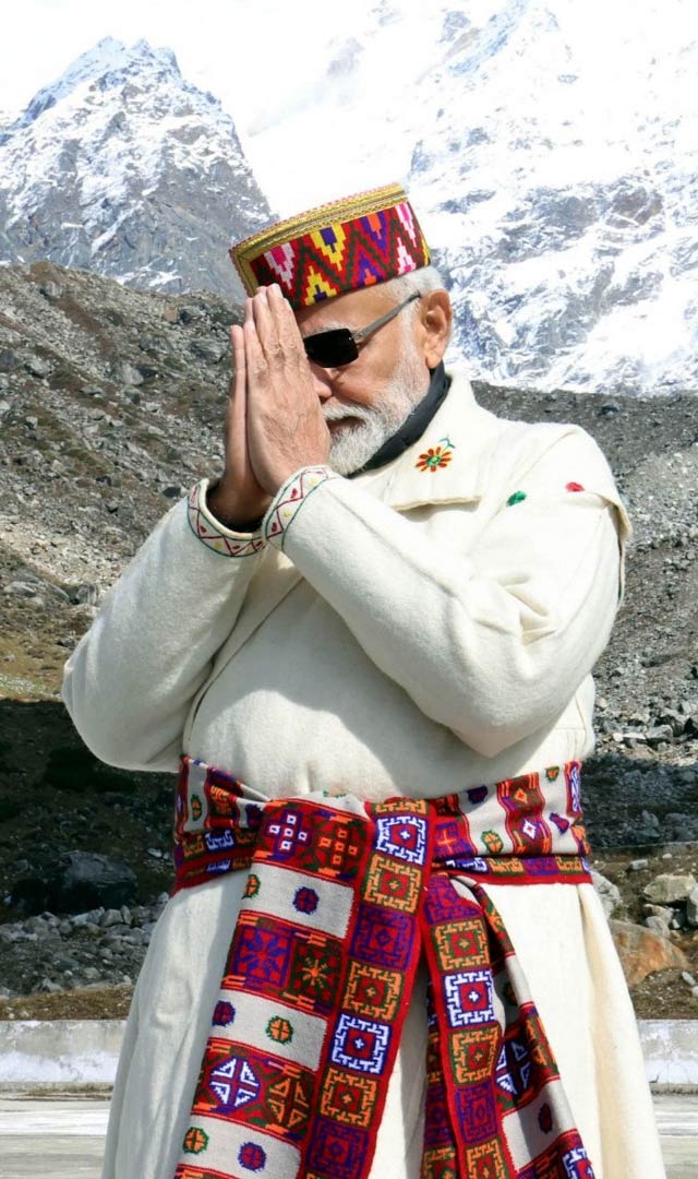 PM Narendra Modi: प्रधानमंत्री नरेन्द्र मोदी की धर्मयात्रा