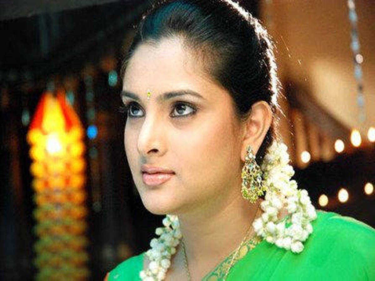 ಮತ್ತೆ ಸಿನಿಮಾಗೆ ಎಂಟ್ರಿಕೊಟ್ಟ ಸ್ಯಾಂಡಲ್ ವುಡ್ ಕ್ವೀನ್ ರಮ್ಯಾ
