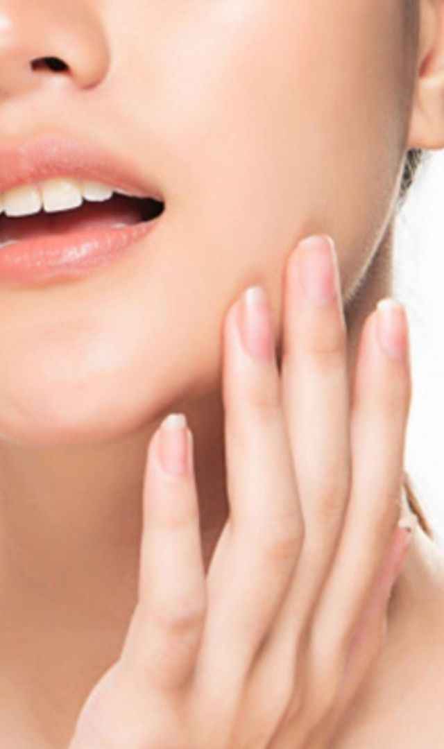 ಏಪ್ರಿಕಾಟ್ ಪಲ್ಪ್ ಮುಖವನ್ನು ಕಾಂತಿಯುತವಾಗಿಸುತ್ತದೆ, ಹೇಗೆ?