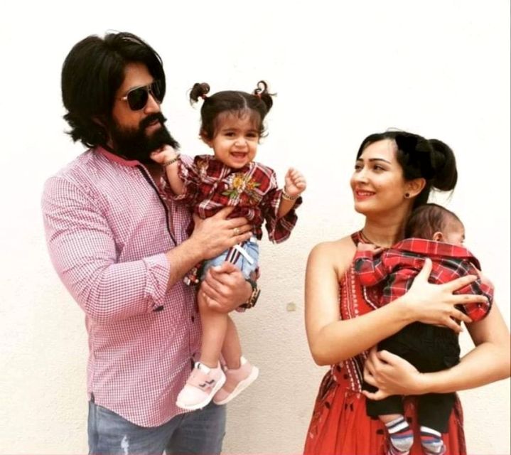 ರಾಕಿಂಗ್ ಸ್ಟಾರ್ ಯಶ್-ರಾಧಿಕಾ ನಡುವಿನ ವಯಸ್ಸಿನ ಅಂತರವೆಷ್ಟು ಗೊತ್ತಾ?