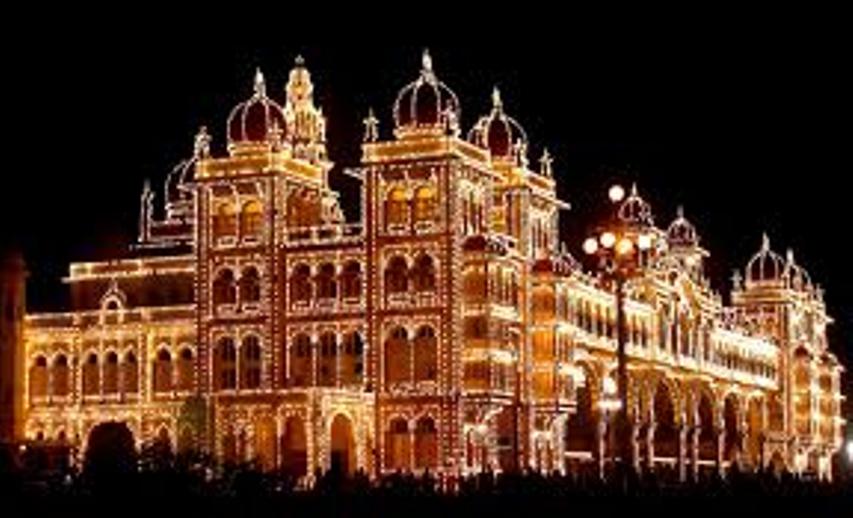 ಮೈಸೂರಿನಲ್ಲಿ ದಸರಾ ಆಚರಣೆಗೆ ಸಕಲ ಸಿದ್ಧತೆ