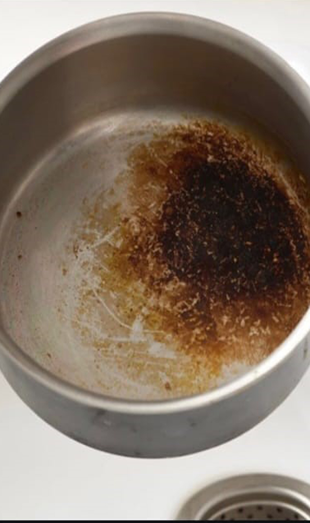 ಪಾತ್ರೆ ಅಡಿಭಾಗ ಕಪ್ಪಾಗಿದ್ದರೆ ಈ ಟಿಪ್ಸ್ ಪಾಲಿಸಿ