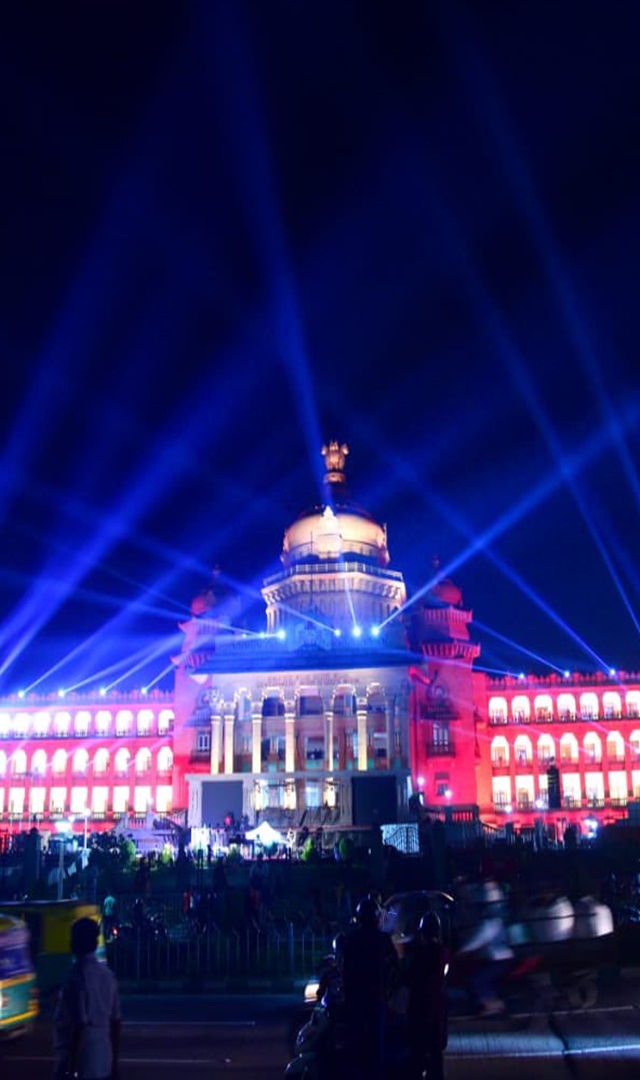 ಪುನೀತ್ ಕರ್ನಾಟಕ ರತ್ನಕ್ಕೆ ಬರುವ ಗಣ್ಯರ ಲಿಸ್ಟ್