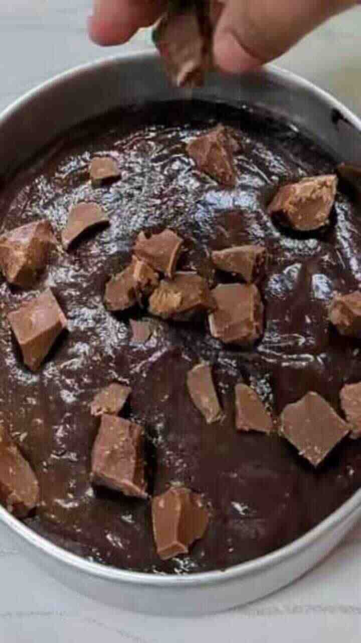 ಮೈದಾ, ಮೊಟ್ಟೆ ಬಳಸದೇ ಮಾಡಿ ಸಿಂಪಲ್ ಕೇಕ್