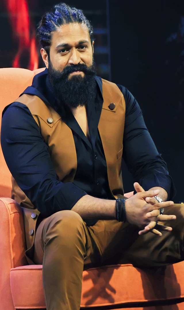 ರಾಕಿಂಗ್ ಸ್ಟಾರ್ ಯಶ್ ಹೊಸ ಇನಿಂಗ್ಸ್