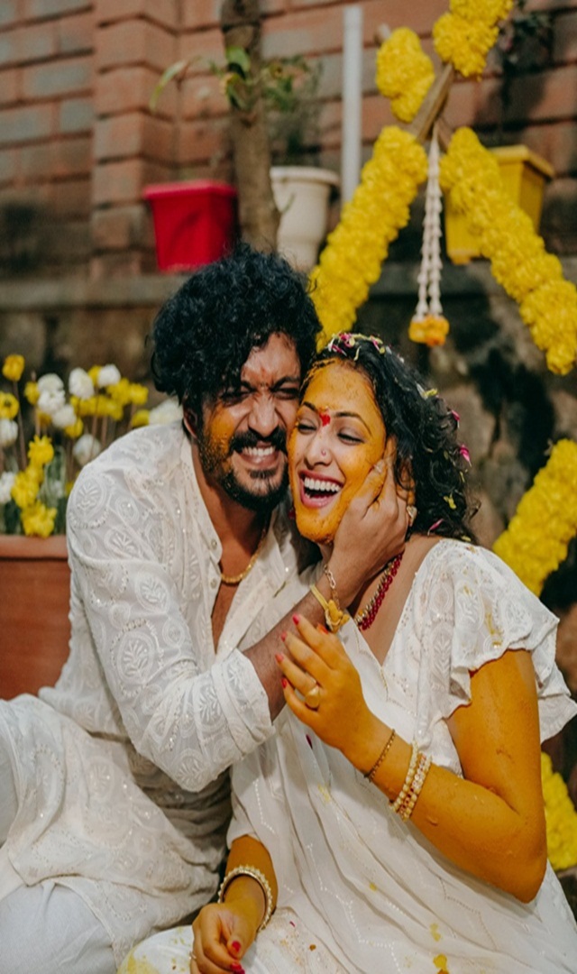 ವಸಿಷ್ಠ ಸಿಂಹ, ಹರಿಪ್ರಿಯಾ ಹಳದಿ ಶಾಸ್ತ್ರ