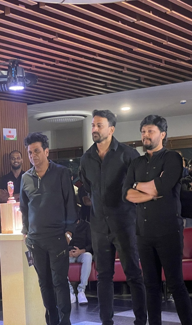 ಕೆಸಿಸಿ ಕಪ್ ಹರಾಜಿನಲ್ಲಿ ಸ್ಯಾಂಡಲ್ ವುಡ್ ತಾರೆಯರು