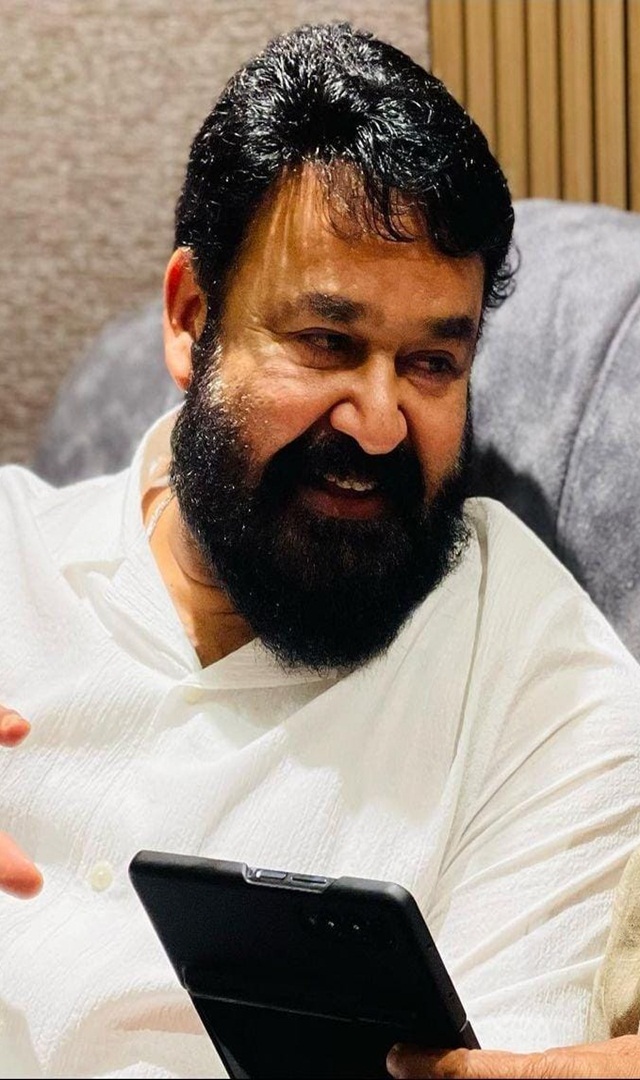 ಗೋಲ್ಡನ್ ವೀಸಾ ಪಡೆದ ದಕ್ಷಿಣದ ನಟರು