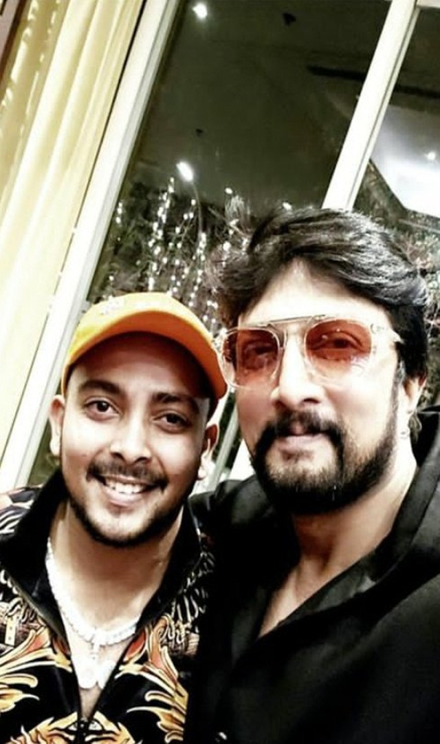 ಕ್ರಿಕೆಟಿಗರ ಜೊತೆ ಕಿಚ್ಚ ಸುದೀಪ್