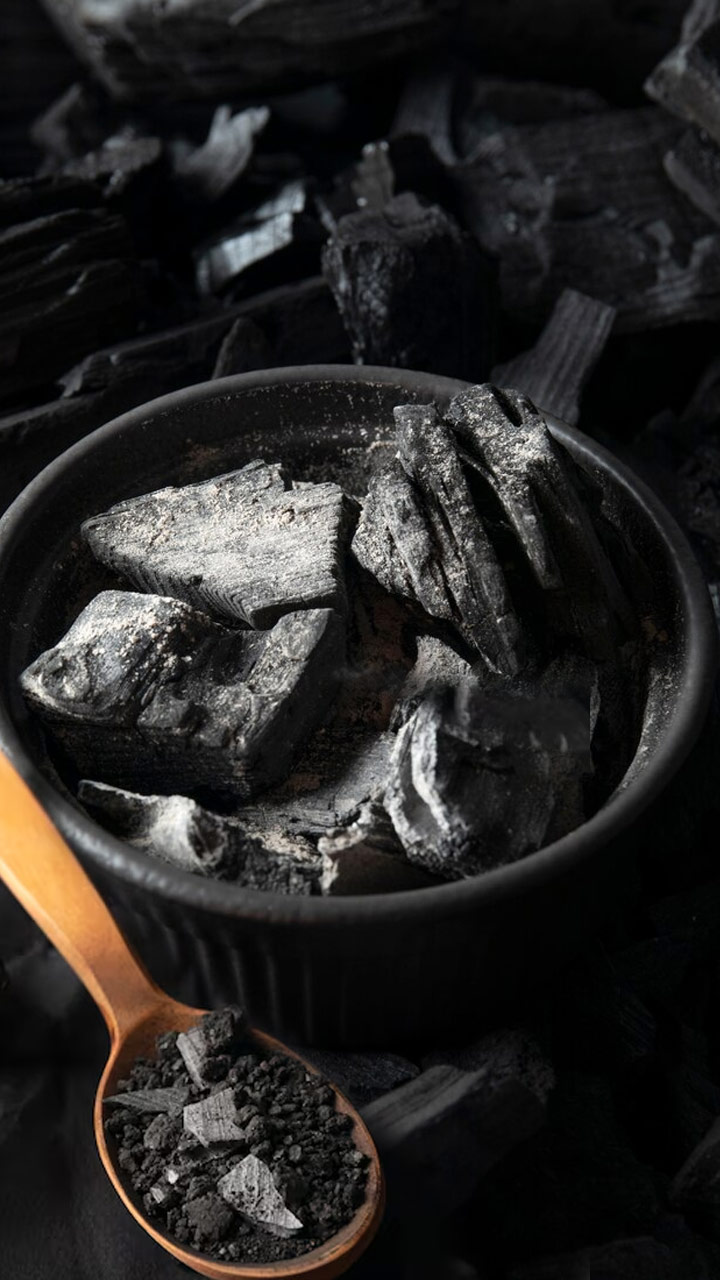 चारकोलचे आरोग्यासाठी चमत्कारिक फायदे