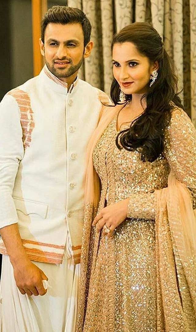 Sania Mirza- Shoaib Malik खरोखर वेगळे होणार आहेत का? त्यांची Love Stroy जाणून घ्या ?