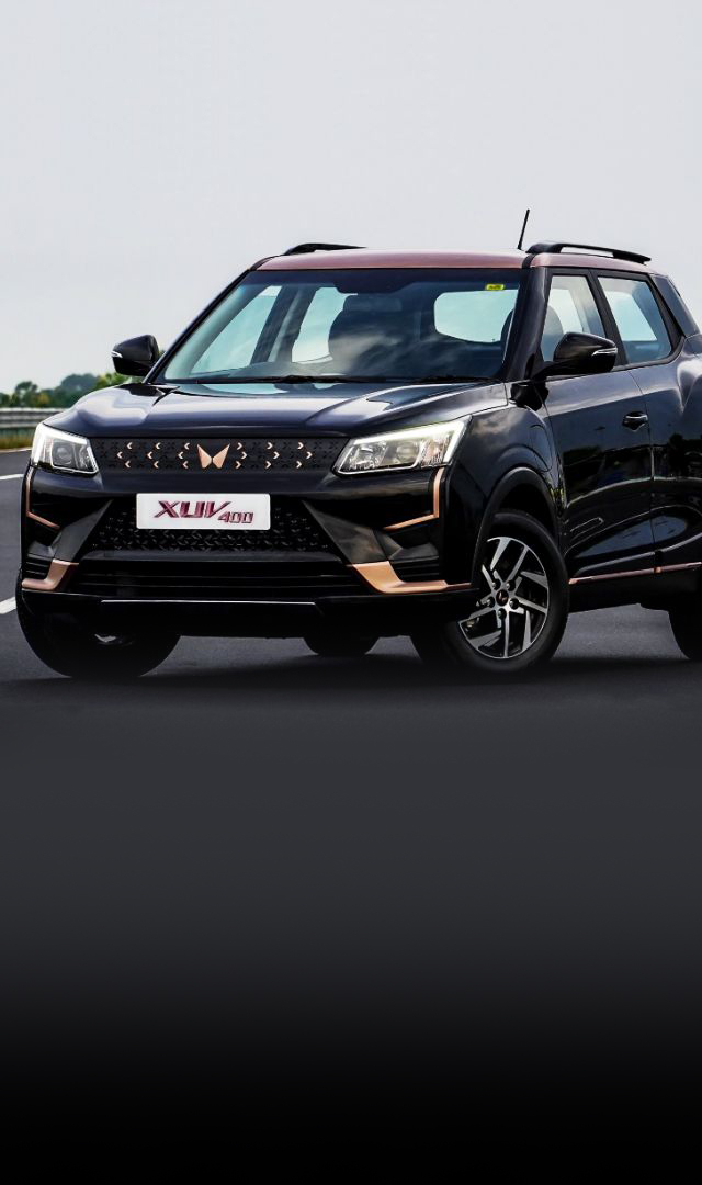 Mahindra XUV 400 : महिंद्रा ने Tata ची झोप उडवली, कमी किमतती 456 KM मायलेज