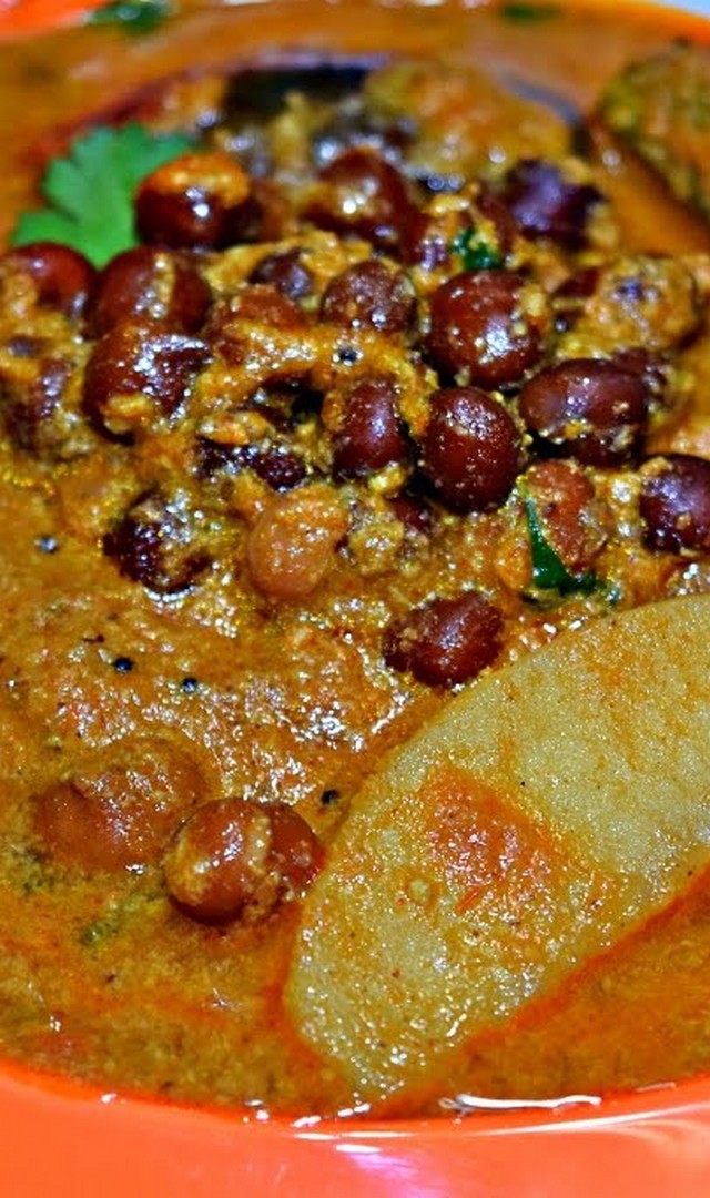 ஆரோக்கியம் தரும் கொண்டைக் கடலை குழம்பு செய்வது எப்படி?