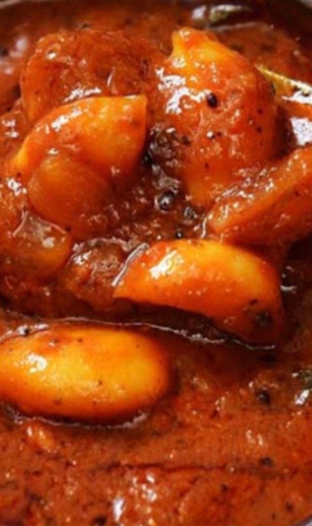 ஆரோக்கியமான பூண்டு கறிவேப்பிலை குழம்பு!