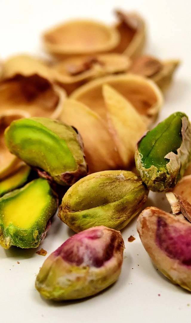 How many pistachios can a diabetic eat