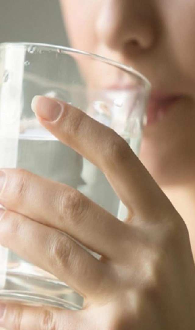 Why shouldn't you drink water immediately after eating fruits