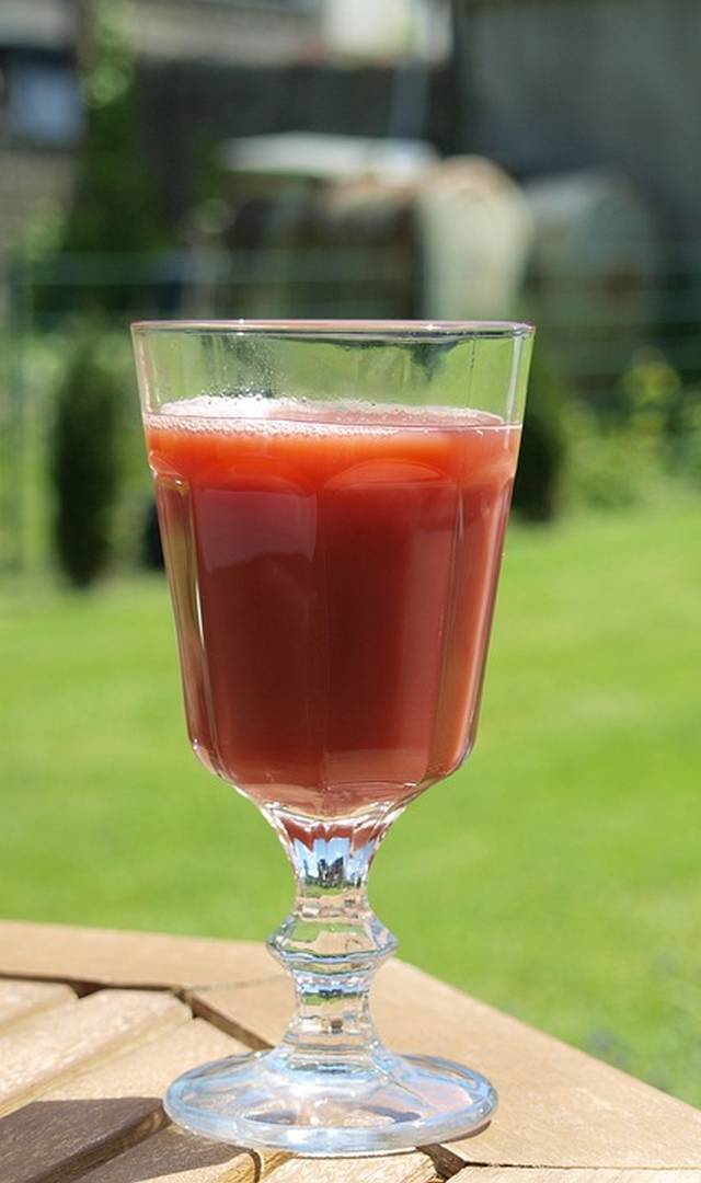 టొమాటో రసం తాగేవారు తెలుసుకోవాల్సిన విషయాలు