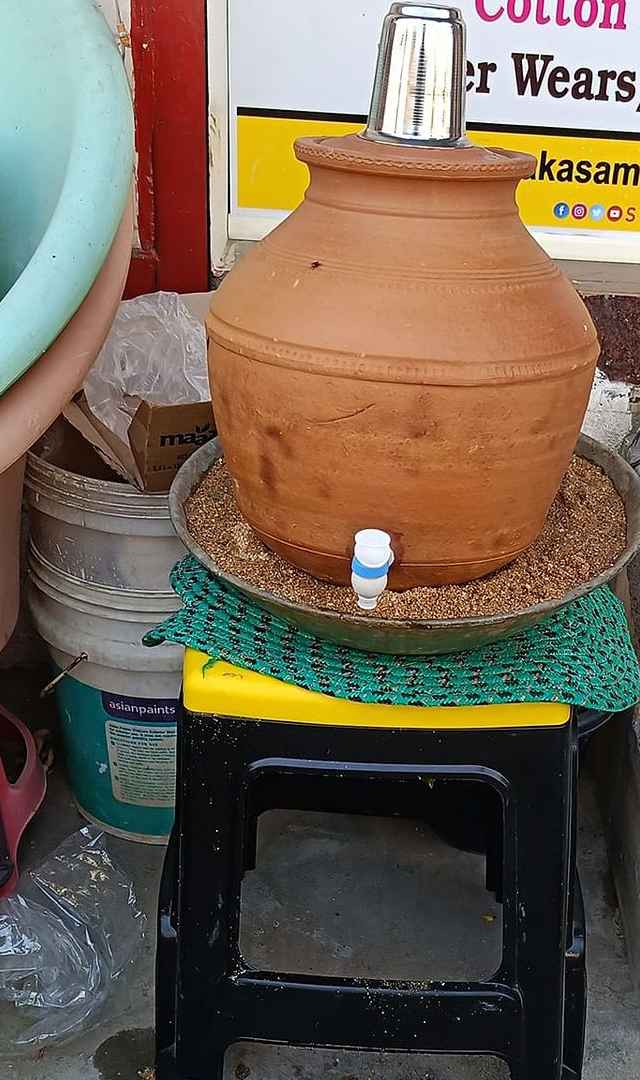 వేసవిలో మట్టి కుండలోని చల్లని నీటిని తాగితే కలిగే ప్రయోజనాలు