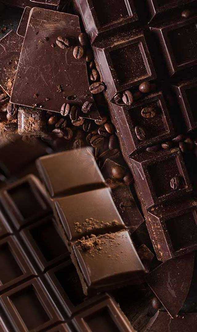 నోరూరించే చాక్లెట్స్, తింటే 5 రకాల ఆరోగ్య సమస్యలు, ఏంటవి?